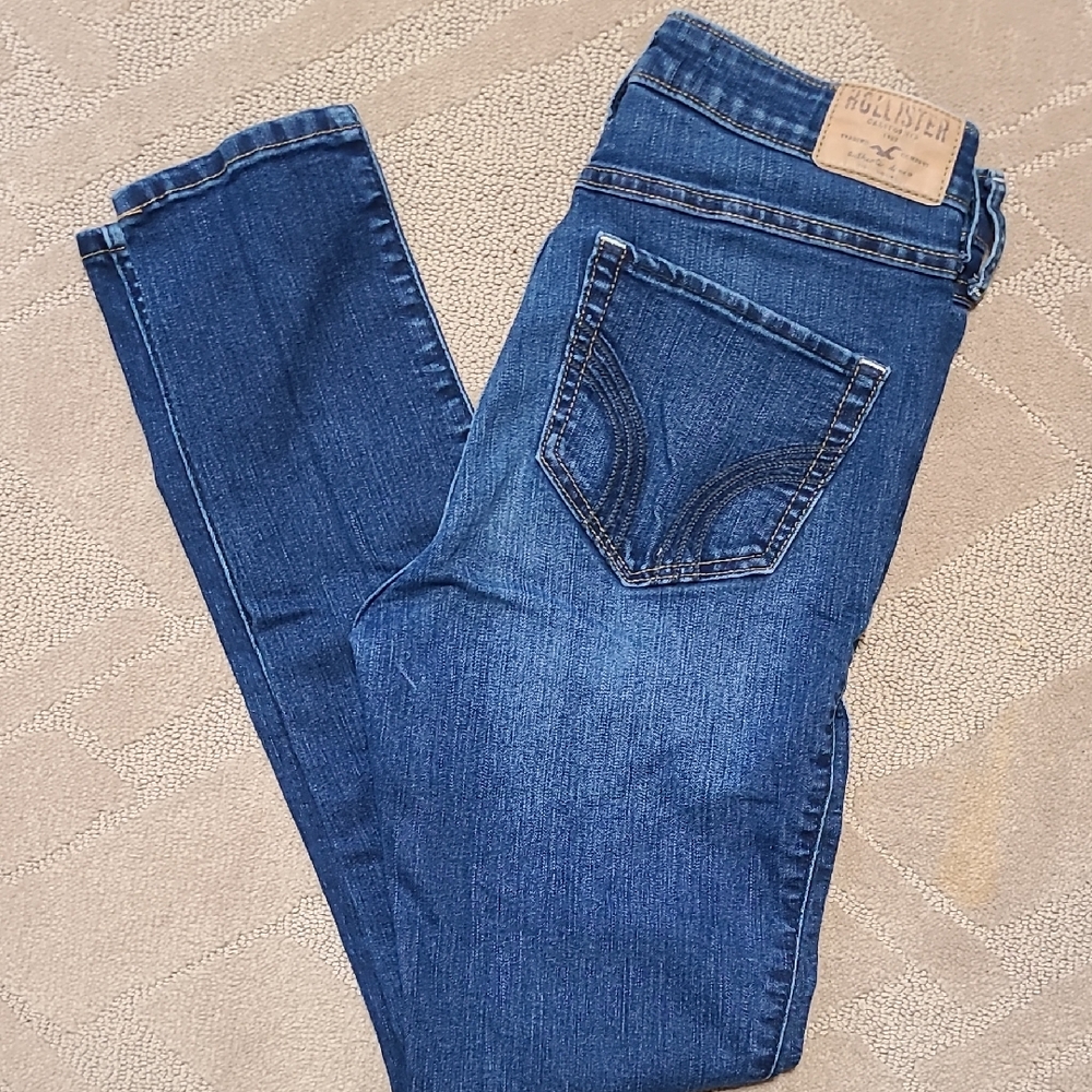 Hollister Women's Dark Blue Skinny Jeans